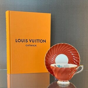 Aynsley Coral Swirl Wildflower Tea Cup and Saucer, Bone China Made in England.